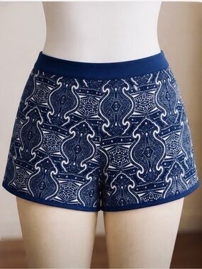 Anthropologie THML Shorts Blue White Paisley Print  Back Zip Size M